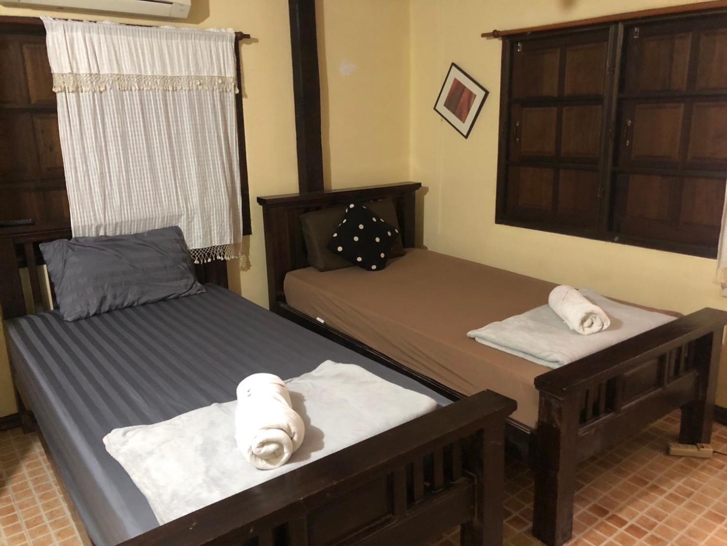 Nearthepark Boutique House Hostel เชียงใหม่ ภายนอก รูปภาพ
